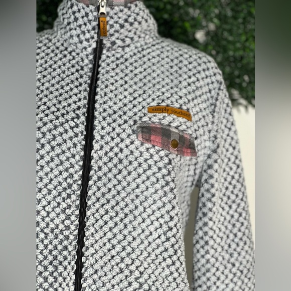 Simply Southern Soft Fleece Zip Up Plaid Patch Pocket Jacket Sweater Size Small - Picture 2 of 10